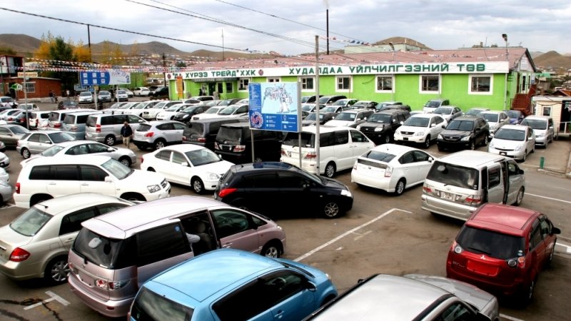 АВТОМАШИНЫ УЛСЫН ДУГААРЫН “УАА” ШИНЭ СЕРИЙГ ӨНӨӨДРӨӨС ОЛГОНО.