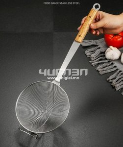 Боов шүүр модон бариултай