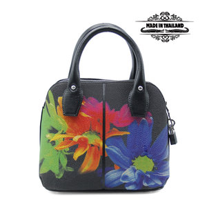 MN хажуудаа цоожтой өнгийн цүнх