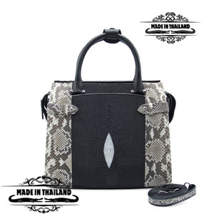 MN загас цүнх 2 нуруутай 2 талдаа халаастай могойт хар