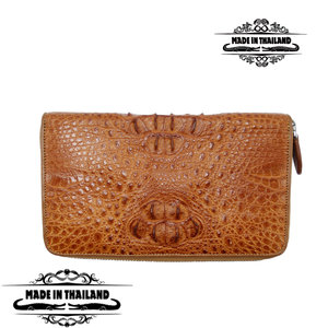 Матар зулзага том бүтэн дэлгэгддэг улбар шар