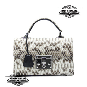 MN могой цүнх дээрээ бариултай урдаа 2 цоожтой жижиг ориг өнгийн