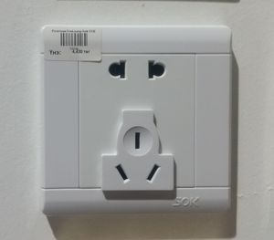 Розетька 5тай далд Sok 1232