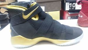 LeBron soldier 11