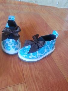 Монгол хүүхдийн гутал
