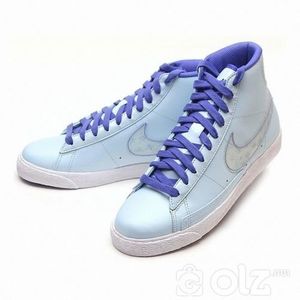 Nike. Ket