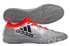 Adidas. Messi 15.3