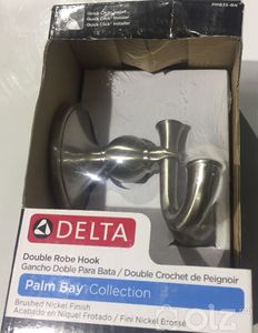 Хувцасны өлгүүр/Delta/