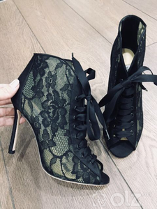 Jimmy Choo size37