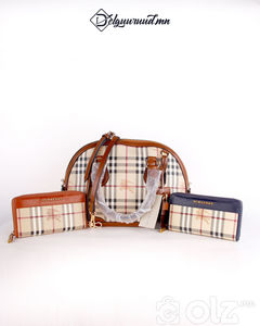 burberry /цүнх 439,0 түрийвч 150,0/