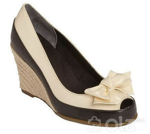 AEROSOLES сандаал