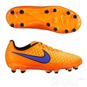 NIKE хөлбөмбөгийн пүүз шпи