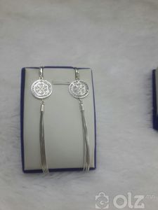 мөнгөн ээмэг