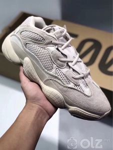 YEEZY 500